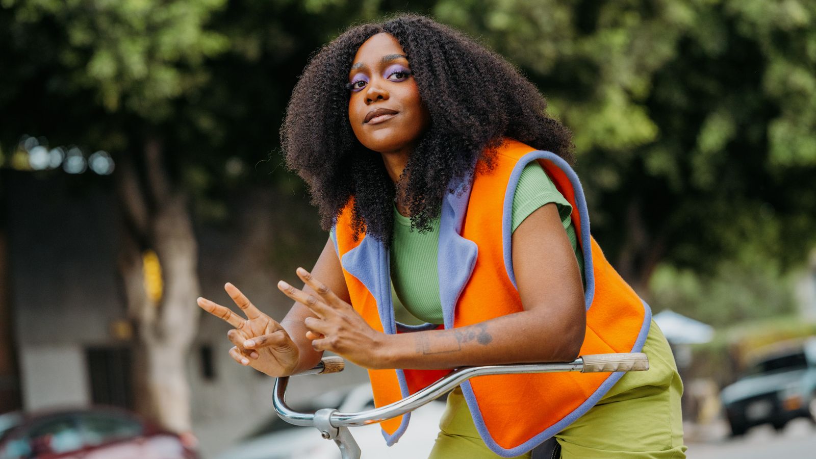 Watch Noname Turn Into a Bird in Video for New Song “Hundred Acres”